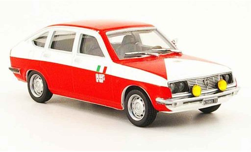 Lancia Beta berline 1/43 Pego assistenza rallye marlboro coche miniatura