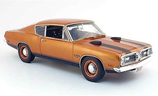 Plymouth Barracuda 1969 1/18 Highway 61 440 bronze coche miniatura