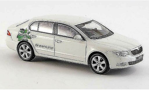 Skoda Superb 2009 1/43 Abrex II blanco Green Line coche miniatura