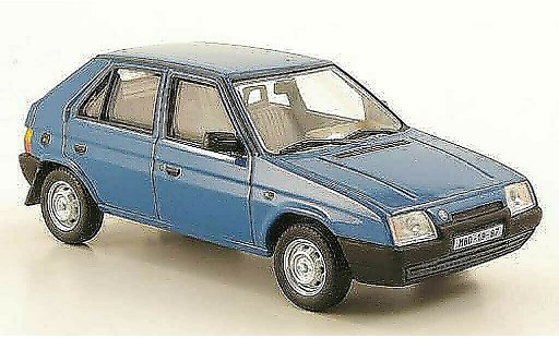 Skoda Favorit 136L 1/43 Abrex 136 L azul 1987 coche miniatura