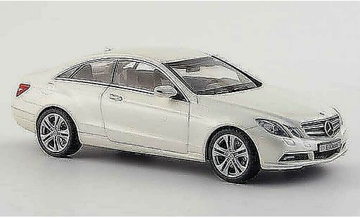 Mercedes Classe E Coupe 1/43 Schuco (C207) blanco 2009 coche miniatura