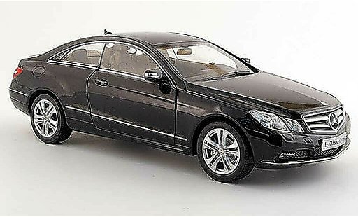 Mercedes Classe E Coupe 1/18 Norev (c 207) negro 2009 coche miniatura