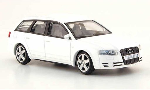 Audi A4 avant 1/43 Mondo Motors blanco coche miniatura