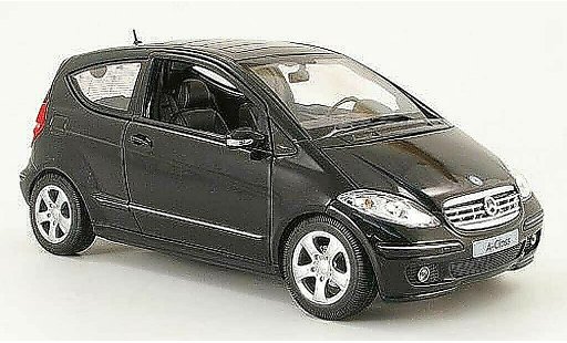 Mercedes Classe A Base 1/18 Welly 200 negro 3 portes coche miniatura