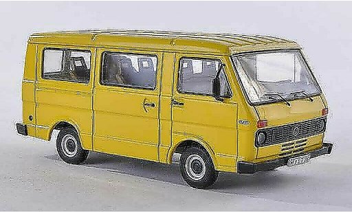 Volkswagen LT28 Bus 1/43 Premium ClassiXXs amarillo coche miniatura