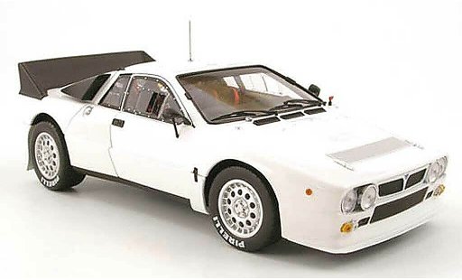 Lancia 037 Rally 1/18 Kyosho rallye presentation blanco coche miniatura