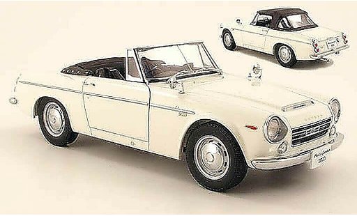 Datsun Fairlady Coupe 1/18 Autoart 2000 (sr311) blanco coche miniatura