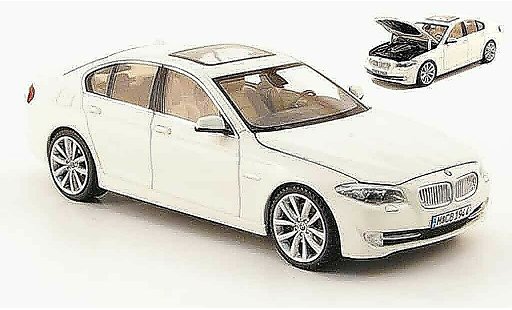 Bmw 550 F10 1/43 Schuco Limusina blanco 2010 coche miniatura
