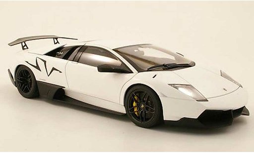 Lamborghini Murcielago LP670 1/18 Autoart SV blanco 2009 coche miniatura