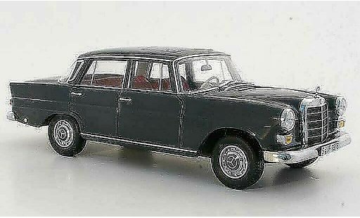 Mercedes 200 Base 1/18 Norev (W110) gris 1966 coche miniatura