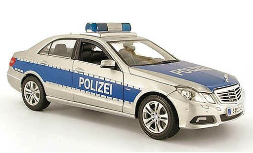 Mercedes Classe E Base 1/18 Maisto limousine (w 212) police (d) 2009 coche miniatura