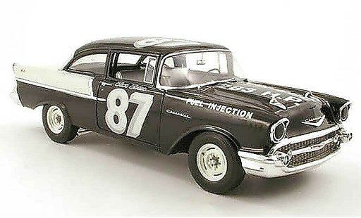 Chevrolet Bel Air Coupe 1/18 Highway 61 1957 150 no.87 buck baker negro widow racer coche miniatura