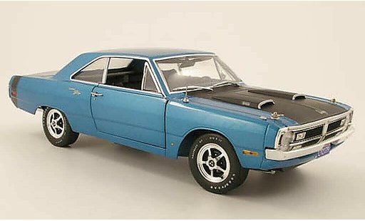 Dodge Dart 1970 1/18 Highway 61 swinger azul coche miniatura