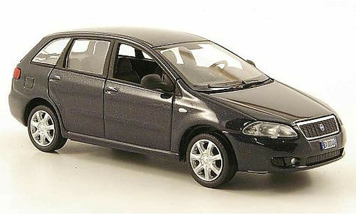 Fiat Croma Base 1/43 Hachette II azul 2005 coche miniatura