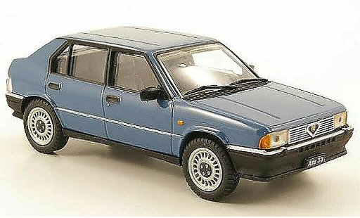 Alfa Romeo 33 1.3 1/43 Pego azul 1983 coche miniatura