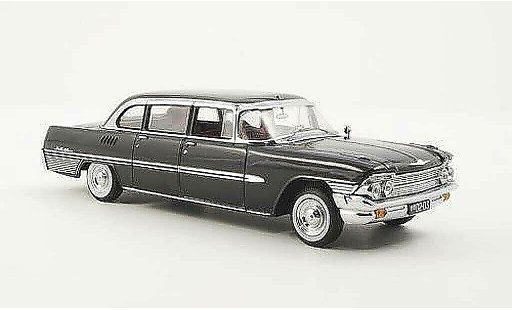 Zil 111 Base 1/43 IST Models G negro 1965 coche miniatura