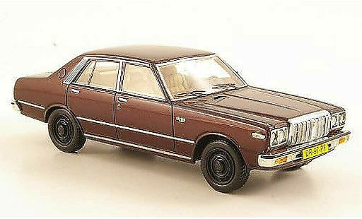 Datsun 200L Berline 1/43 Neo Laurel (C230) marron coche miniatura