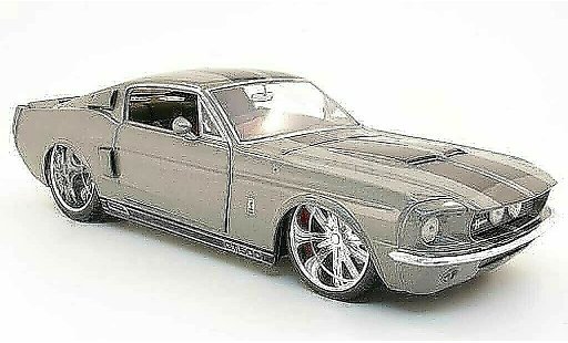 Shelby GT 500 1967 1/18 Jada Toys negro bandes coche miniatura