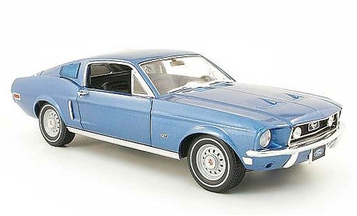 Ford Mustang Fastback 1/18 Greenlight gt 2+2 azul coche miniatura