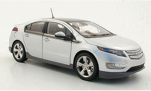 Chevrolet Volt hatchback 1/18 Kyosho gris metallisee coche miniatura