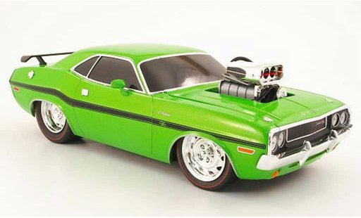 Dodge Challenger 1970 1/18 M2 Machines r/t vert coche miniatura