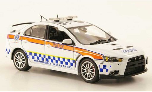 Mitsubishi Lancer Evolution X 1/43 Model Icons Humberside Road Crime Unit coche miniatura