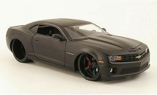 Chevrolet Camaro SS 1/18 Jada Toys mat negro/negro 2010 coche miniatura