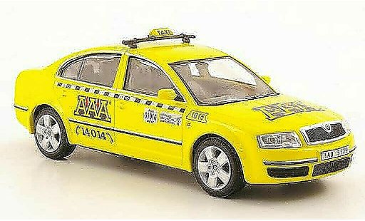 Skoda Superb Taxi 1/43 Abrex AAA coche miniatura