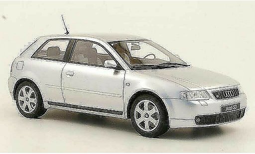 Audi S3 berline 1/18 Ottomobile (8L) gris metallisee coche miniatura