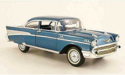 Chevrolet Bel Air Coupe 1/18 Highway 61 1957 azul coche miniatura