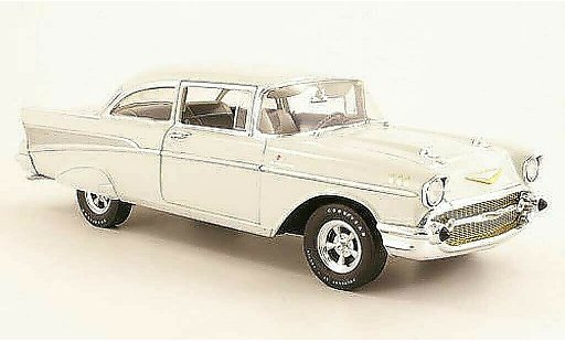 Chevrolet Bel Air Coupe 1/18 Highway 61 1957 blanco coche miniatura
