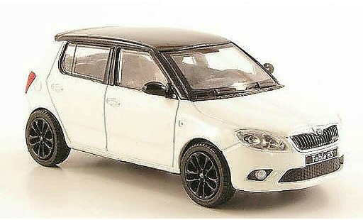Skoda Fabia II 1/43 Abrex blanco con negroem techo y Felgen 2010 coche miniatura