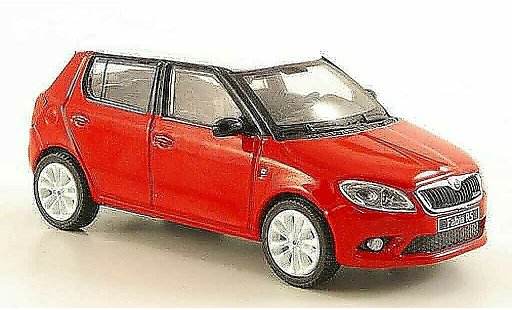 Skoda Fabia II 1/43 Abrex rojo con blancoem techo y Felgen 2010 coche miniatura