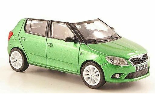Skoda Fabia II 1/43 Abrex verde con blancoem techo y Felgen 2010 coche miniatura