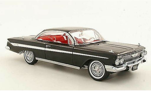 Chevrolet Impala Coupe 1/18 Sun Star 1961 Sport negro coche miniatura