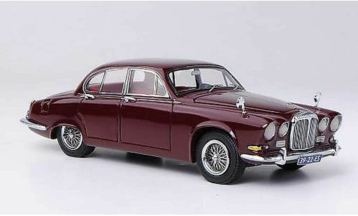 Daimler Sovereign Berline 1/43 Neo rojo LHD 1967 coche miniatura