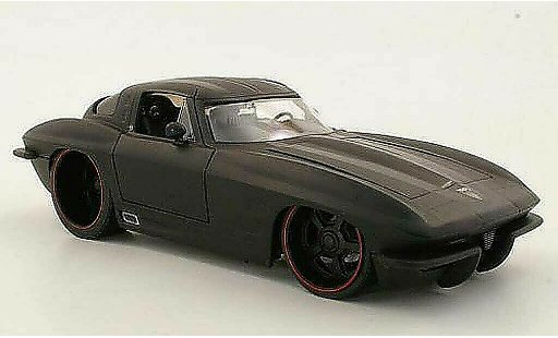 Chevrolet Corvette Stingray 1/18 Jada Toys C2 Stingris matenegro/negro 1963 coche miniatura