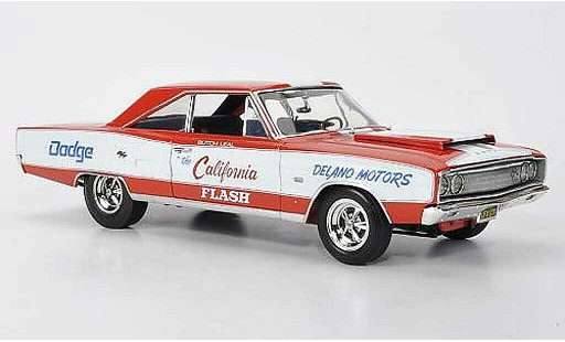 Dodge Coronet 1967 1/18 Highway 61 R/T The California Flash Butch Leal coche miniatura