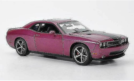 Dodge Challenger 2010 1/18 Highway 61 SRT8 lila/mate negro coche miniatura