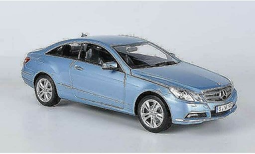 Mercedes 500 Coupe 1/18 Norev azul 2009 coche miniatura