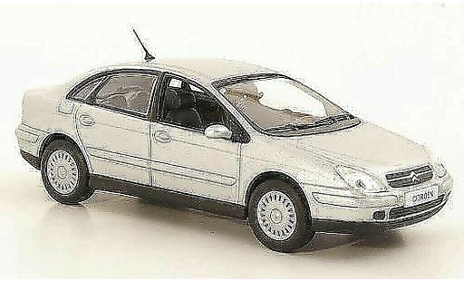 Citroen C5 Berline 1/43 Norev gris 2001 coche miniatura