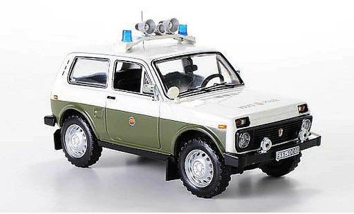 Lada Niva Police 1/43 IST Models (VAZ2121) Volkspolic&Atilde;&shy;a 1978 coche miniatura