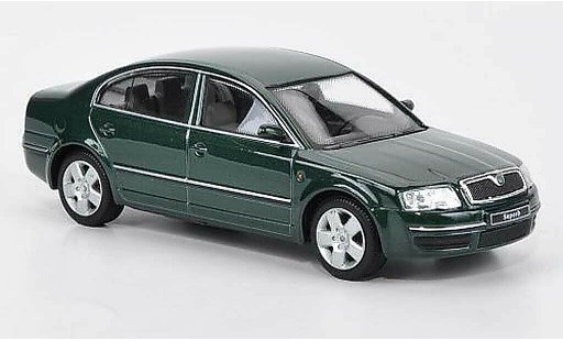Skoda Superb Base 1/43 Abrex dkl.verde coche miniatura