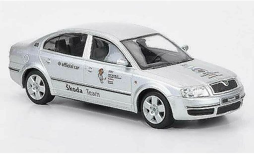 Skoda Superb 2007 1/43 Abrex Official Car - Hockeyweltmeisterschaft Russland coche miniatura