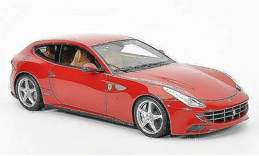 Ferrari FF Shooting Brake 1/18 MR Collection rojo coche miniatura