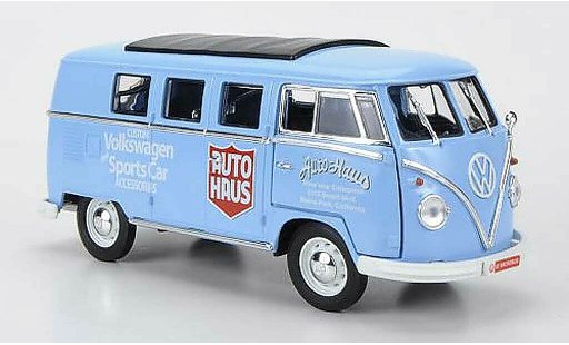 Volkswagen Combi Base 1/18 Greenlight T1 Samba Autohaus - Custom and Sports Car Accessories 1962 coche miniatura