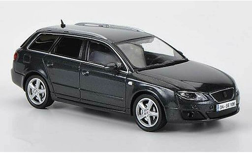 Seat Exeo ST 1/43 Hachette gris coche miniatura