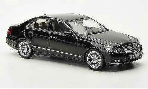 Mercedes Classe E Base 1/43 Schuco (W212) negro Avantgarde 2009 coche miniatura