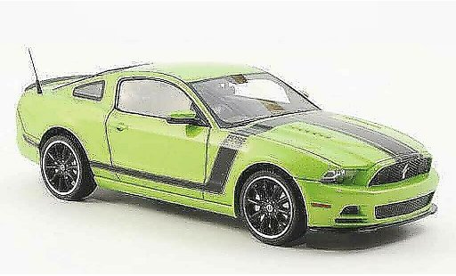 Ford Mustang Boss 302 1/43 Schuco verde coche miniatura
