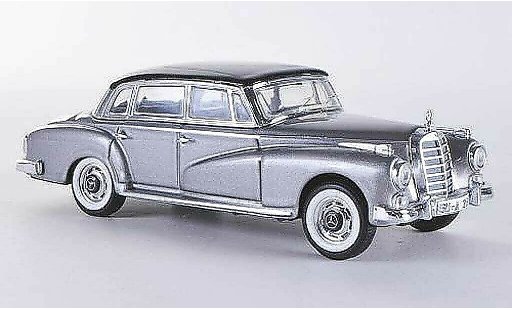 Mercedes Adenauer Base 1/43 Rio gris 1951 coche miniatura